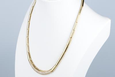 Collier en or jaune 18 cts ornée de 73 diamants 2