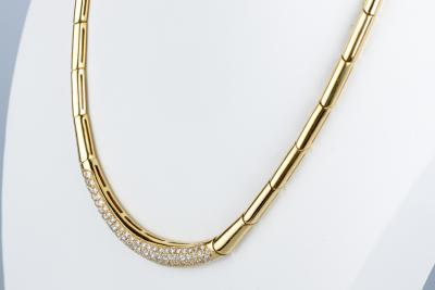 Collier en or jaune 18 cts ornée de 73 diamants 2