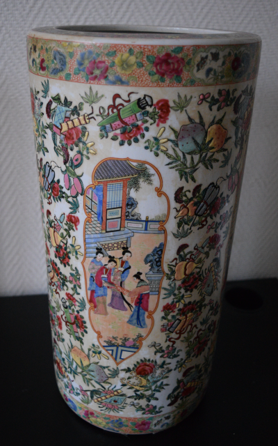 Porte-parapluie en porcelaine polychrome 2