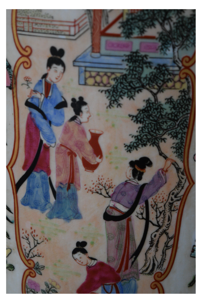 Porte-parapluie en porcelaine polychrome 2