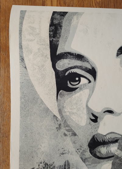 Shepard FAIREY (Obey) - One Earth Silver - Sérigraphie signée, numerotée au crayon 2