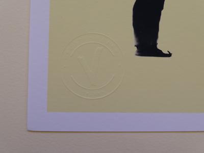 Banksy x Post Modern Vandal - Girl With Heart Shaped Float (Yellow) , 2021 - Impression pigmentaire 2