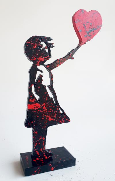 Spaco - fille Banksy black red , 2024 - Sculpture pop street art 2