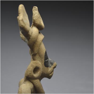 Mexique, 450 - 750 ap J. -C, Culture Veracruz, Sifflet rituel à figure de guerrier, Céramique 2