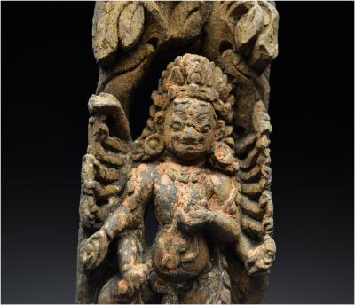 Népal, XVIème - XVIIème siècle, Sculpture de Shiva en bois sous sa forme courroucée Bhairava 2