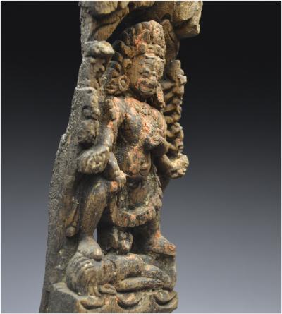 Népal, XVIème - XVIIème siècle, Sculpture de Shiva en bois sous sa forme courroucée Bhairava 2
