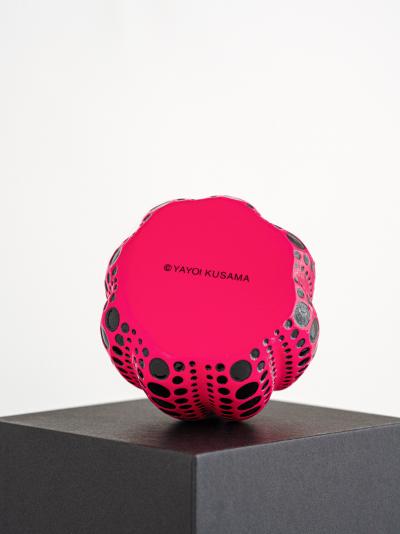 Yayoi KUSAMA - Mini Pumpkin (Black/Pink) - Résine peinte à la main 2