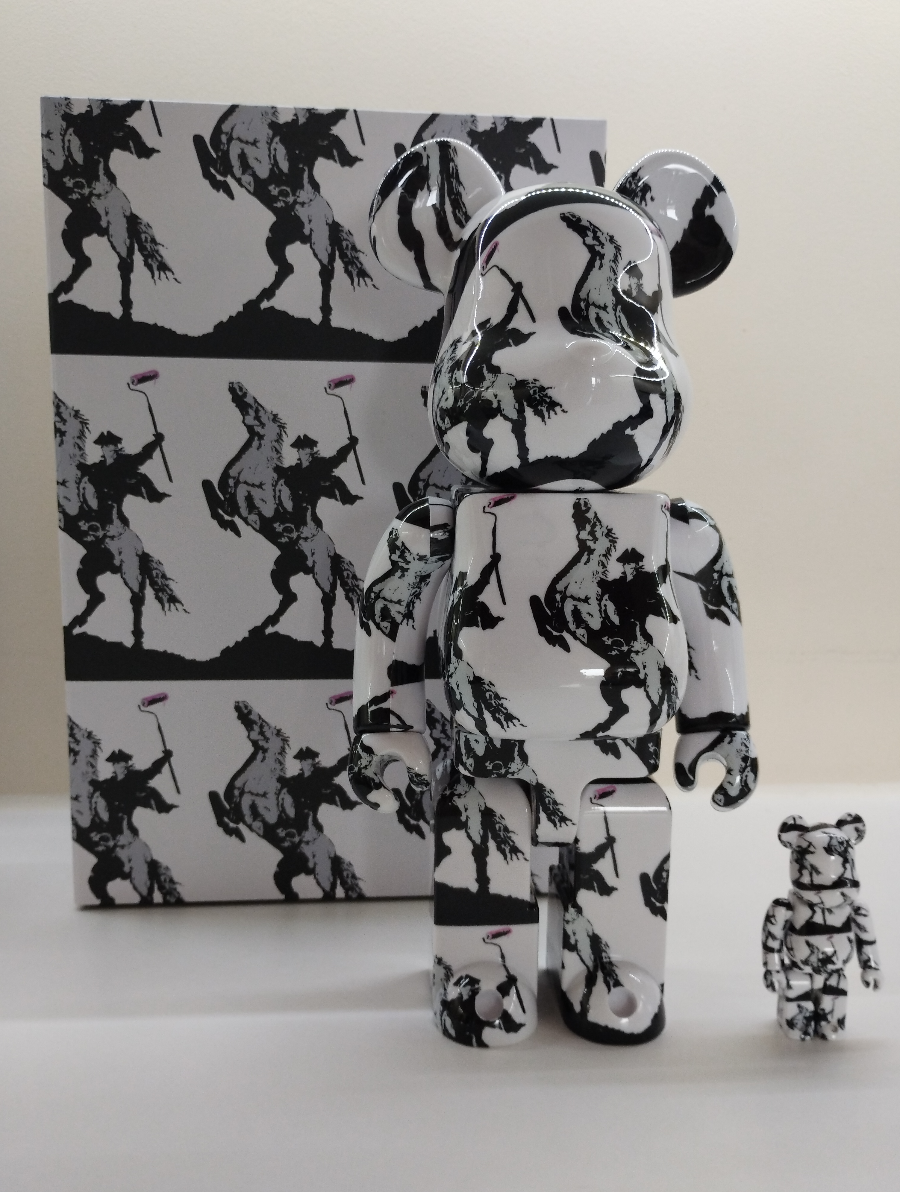 ア*イ様 BE@RBRICK HIGHWAYMAN 1000％ banksy BE@RBRICK | BANKSY HIGHWAYMAN 1000% FIGURE (2023