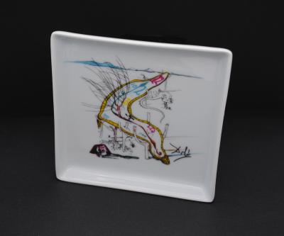 Salvador DALI  : Les montre gélatines de l’espace temps, 1989 - porcelaine signée 2