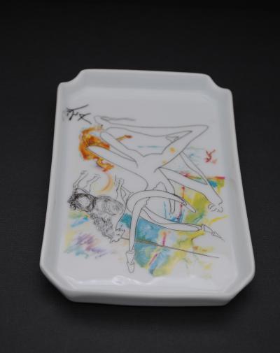 Salvador DALI  : L’unicorne Laser et le rhinoceros cosmique, 1989 - porcelaine signée 2