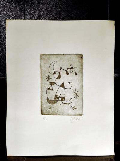 Joan Miró. - Gravure ancienne signée et numérotée au crayon par l'auteur