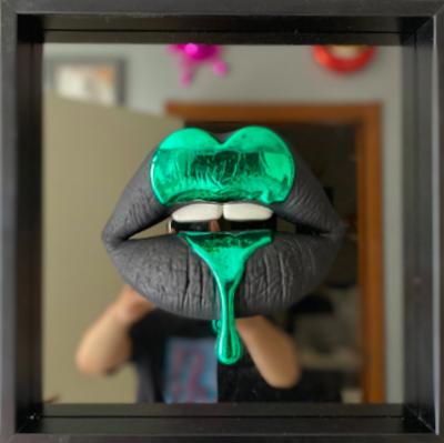 Sagrasse - I want to break free - Green heart - Résine et poudre de marbre 2