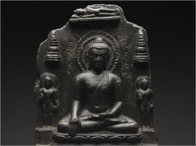 Inde, Dynastie Pala-Sena, Xème-XIIème siècle, Fragment de stèle en pierre représentant Bouddha 2