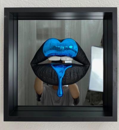 Sagrasse - I want to break free - Blue heart - Résine et poudre de marbre 2