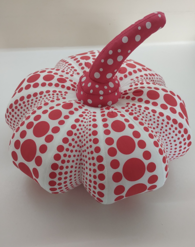 Yayoi Kusama (d’après) - Sculpture White S - Sculpture 2