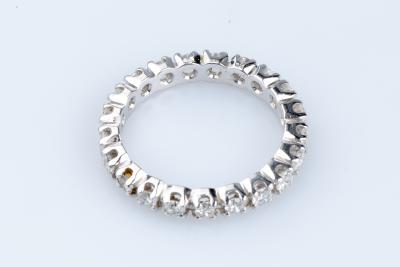 Alliance Éternité en Or Blanc 18 Carats et Diamants 2