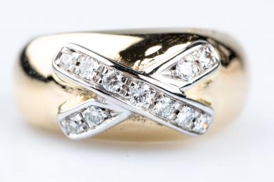 Bague croisée en or jaune 18 carats sertie de diamants 0,88 carats 2