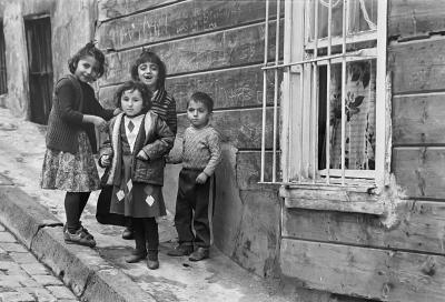 Pascal Baril - Enfants à Istanbul 1987  - Tirage argentique