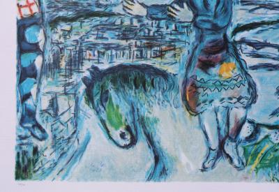 Marc CHAGALL (d’après) : Couple d’amoureux sur les toits de Paris - Lithographie numérotée et signée, édition limitée 2