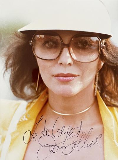 Gérard FOUQUET -  Joan Collins, Année 70, autographe original sur le tirage d’époque, cachet de l’auteur au dos 2