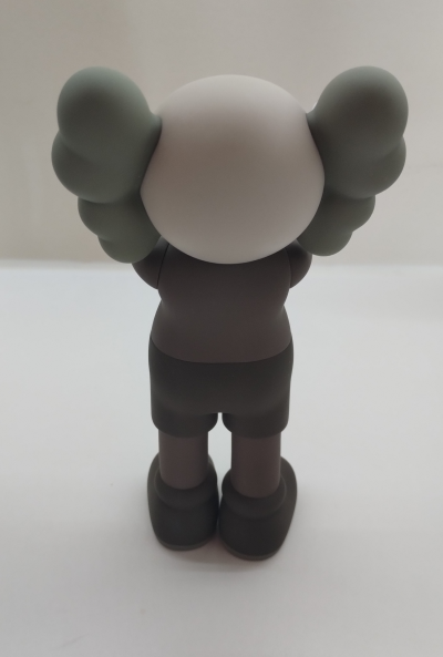 KAWS - Kaws the promise - Brown 2022 - Street Art - Plazzart