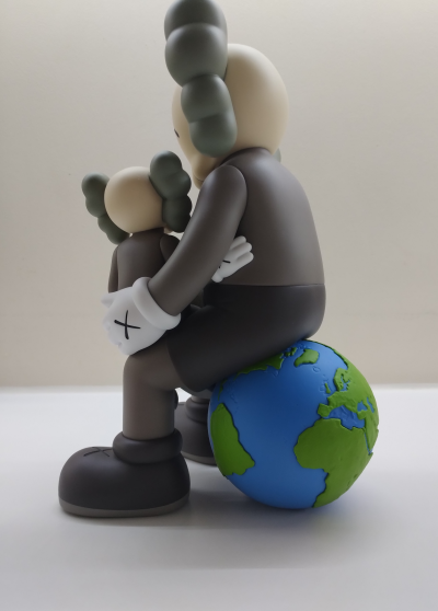 KAWS - Holiday Thailand (Brown) 2025 2