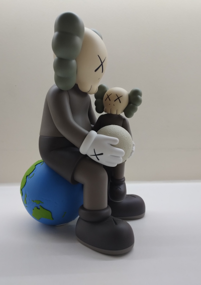 KAWS - Holiday Thailand (Brown) 2025 2
