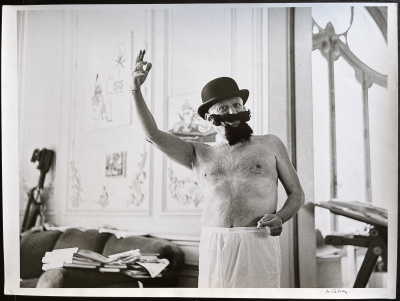 André VILLERS - Pablo PICASSO déguisé - Photo signée André Villers 2