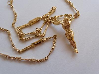 Salvador DALI (after) - Christ of Saint John of the Cross - Necklace and bracelet 2
