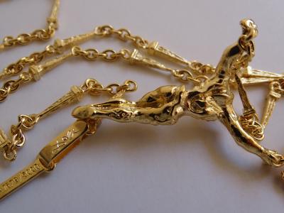 Salvador DALI (after) - Christ of Saint John of the Cross - Necklace and bracelet 2