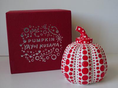 Yayoi Kusama - Citrouille - Résine peinte à la main 2