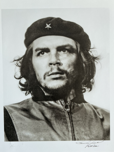 Alberto Korda (1928-2001),Che Guevara Guerrillero Heroico, 1960, signé à la main