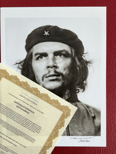 Alberto Korda (1928-2001),Che Guevara Guerrillero Heroico, 1960, signé à la main 2
