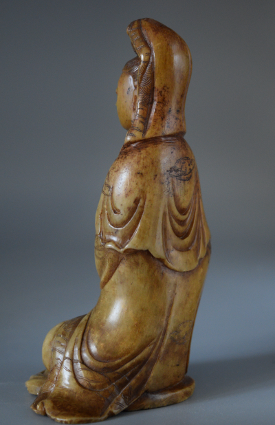 Guanyin en position assise 2