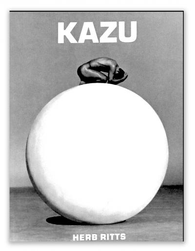 Herb Ritts, Kazu nu, tirage argentique, 1995 2