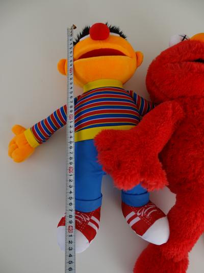 KAWS- Sesame Street 2018  Ernie et Elmo 2