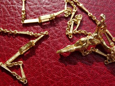 Salvador DALI (after) - Christ of Saint John of the Cross - Necklace and bracelet 2