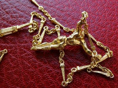 Salvador DALI (after) - Christ of Saint John of the Cross - Necklace and bracelet 2