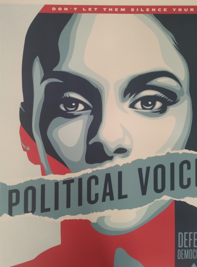 Shepard FAIREY (Obey) - Political Voice 2024  - Impression offset signée au crayon 2