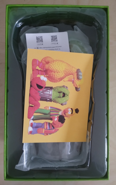 KAWS - Kaws & Sesame Street Elmo Kaws 2025 - Sculpture en résine 2