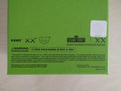 KAWS - Kaws & Sesame Street Elmo Kaws 2025 - Sculpture en résine 2