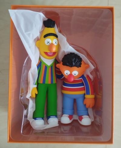 KAWS - Kaws & Sesame Street Bert & Ernie 2025 2