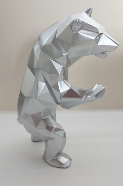 Richard Orlinski -Standing Bear, 2025 - sculpture 2