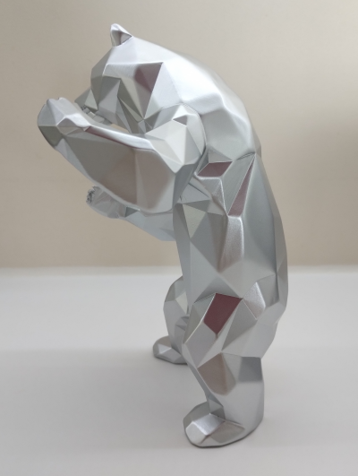 Richard Orlinski -Standing Bear, 2025 - sculpture 2