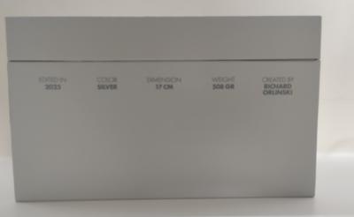 Richard Orlinski -Standing Bear, 2025 - sculpture 2