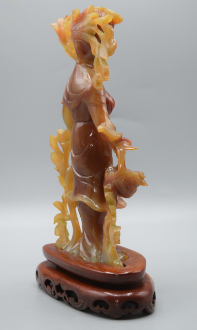 Chine -  Statuette de Femme aux Fleurs en  Agate Sculptée - 1920-1960 2