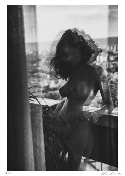 Alex MANCHEV - She is still here, 2019 - Sérigraphie signée et numérotée 2