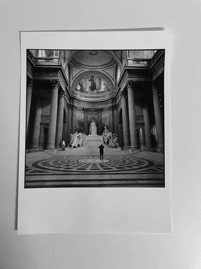 José Nicolas - Le visiteur du Pantheon 2020 - Tirage argentique 2