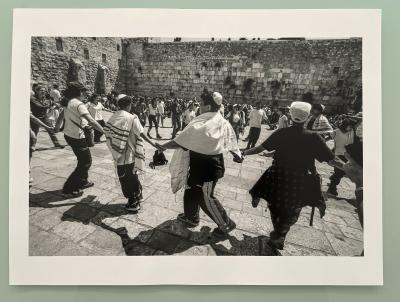 José Nicolas - Bar-mitsvah au murs des lamentations 1998 - Tirage argentique 2