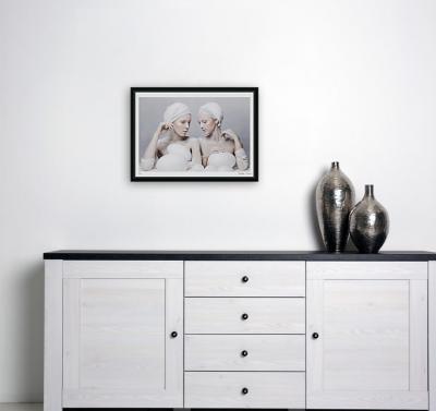 Mathilde OSCAR - Sisters of birth, 2019 - Tirage pigmentaire original signé et numéroté 2